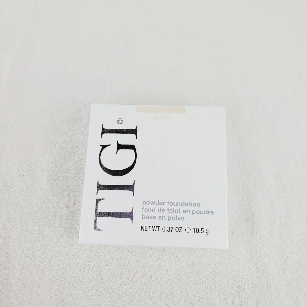 LAST ONE ❤️ TIGI Powder Foundation Shade Pure
